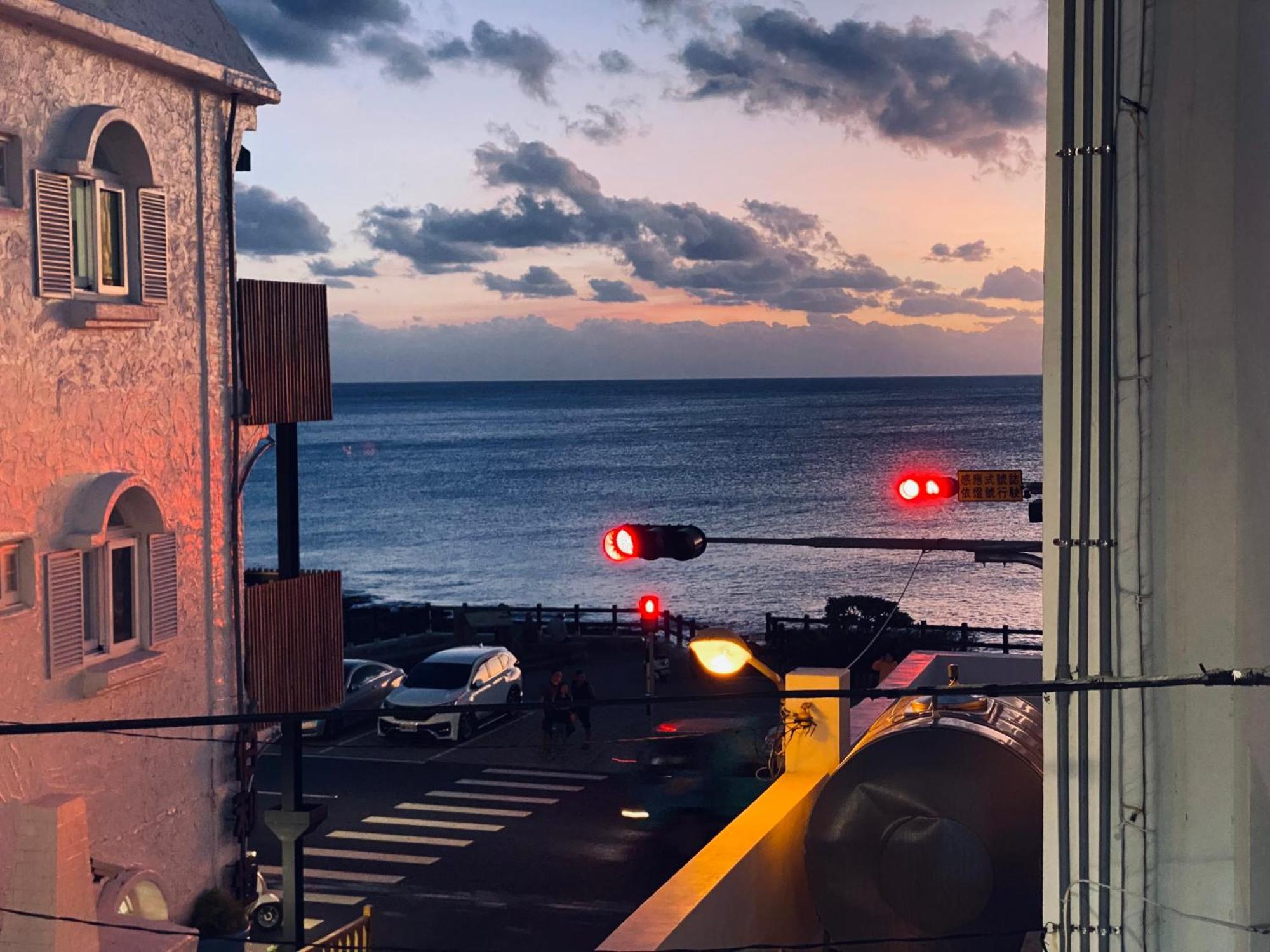 墾丁海景包棟船帆石海景五臥室villa Ig Kenting Timehouse Beach Villal 五餅二魚l住宿l包棟lktvl麻將l廚房l德州撲克桌遊i步行至沙灘三分鐘 Ig官網私密預約優惠i墾丁海景包棟i船帆石包棟i Cape Eluanbi Buitenkant foto